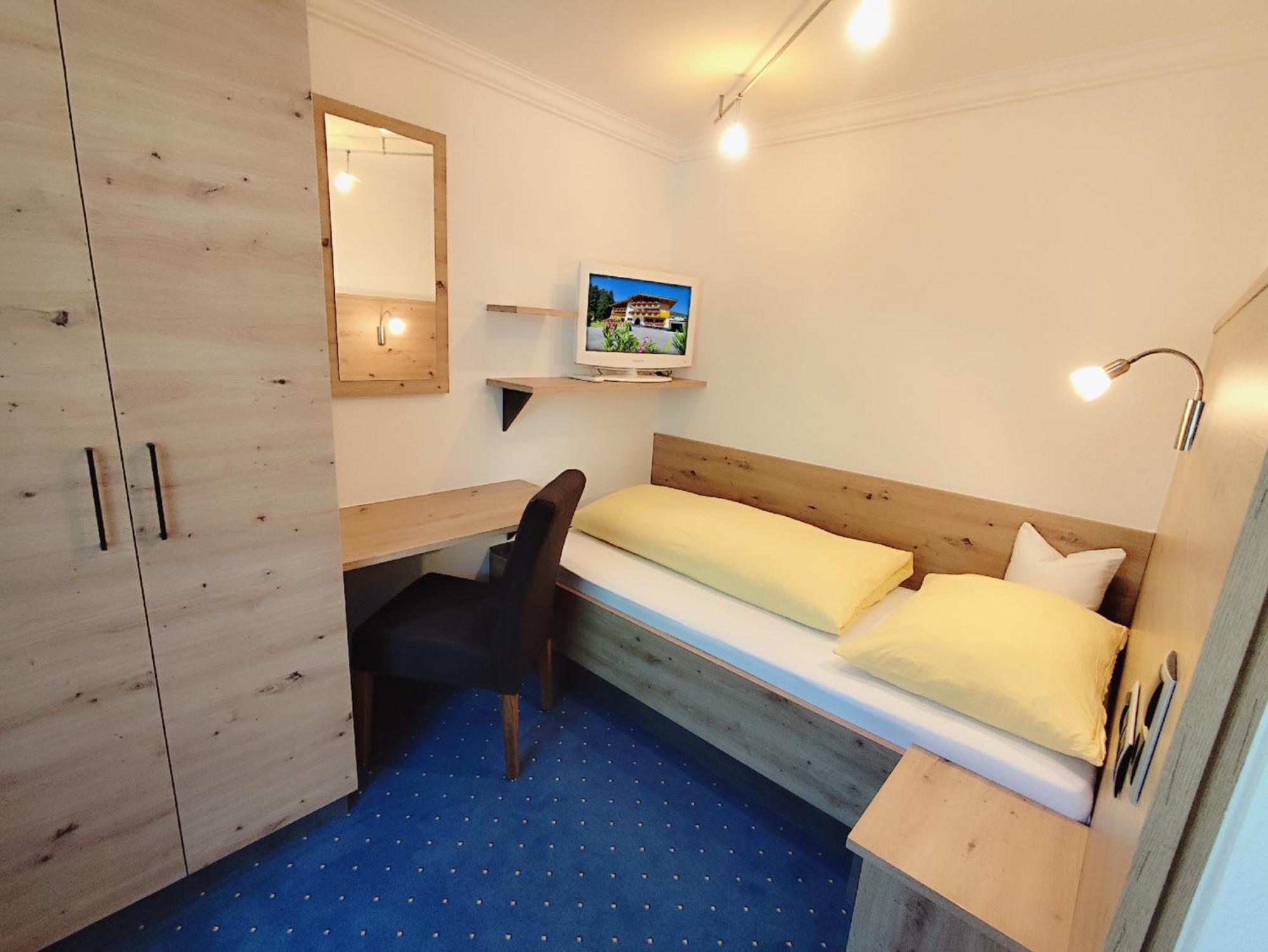 Zeitlos Apartments جيرلوس الغرفة الصورة